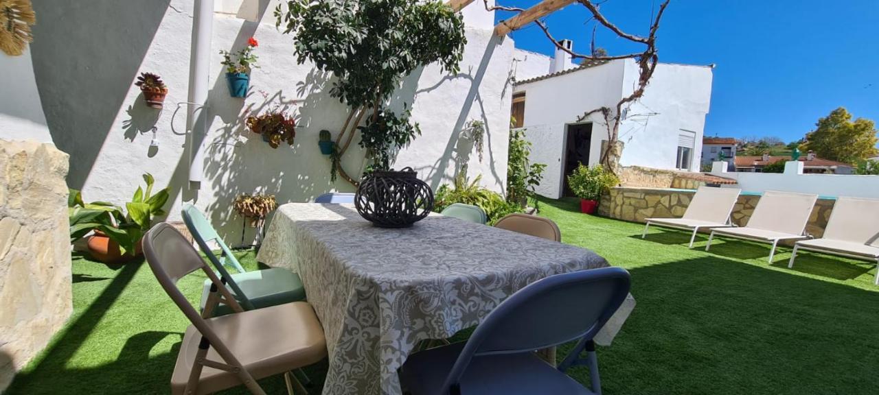 Preciosa Casa De Pueblo Entre Ronda Y Setenil La Posada De Catalina Montecorto Exteriör bild